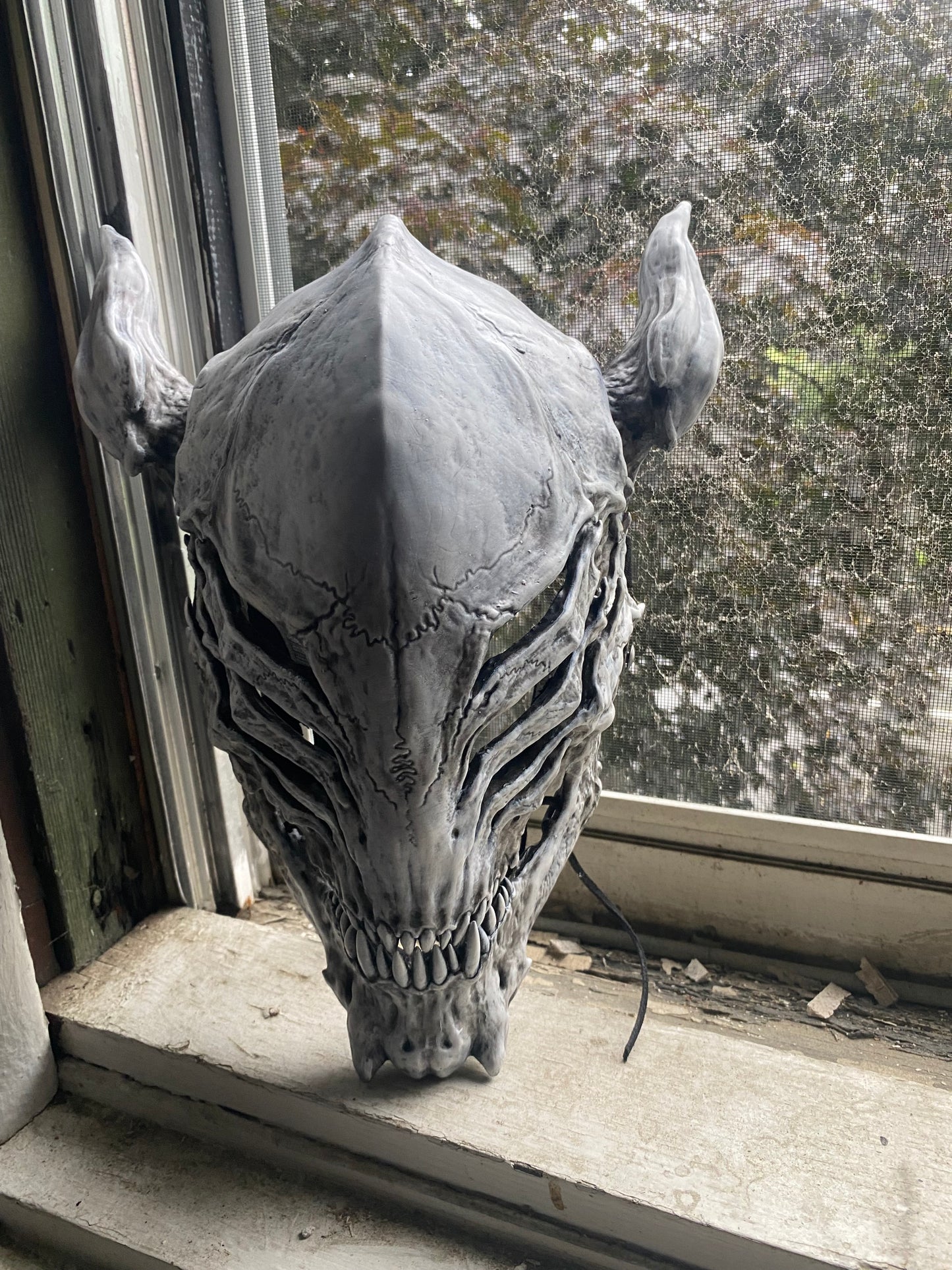 Made to Order! Alien demon skull mask!